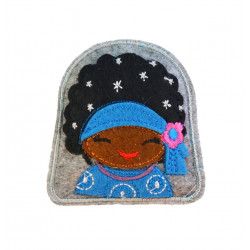 Broche de fieltro Negrita
