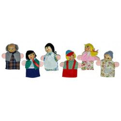 Marionnettes d’une famille...